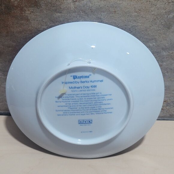 Schmid Hummel Mothers Day 1981 Playtime Decorative Wall Hanging Plate - Picture 4 of 11